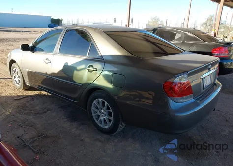 2005 Toyota Camry Le from USA, damaged, VIN 4T1BE30K45U504138